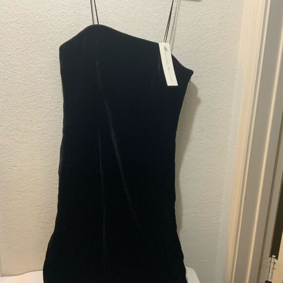 NWT WORTH Black Strapless Velvet  Dress size 12 - Picture 2 of 9